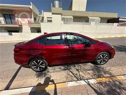 نيسان فيرسا